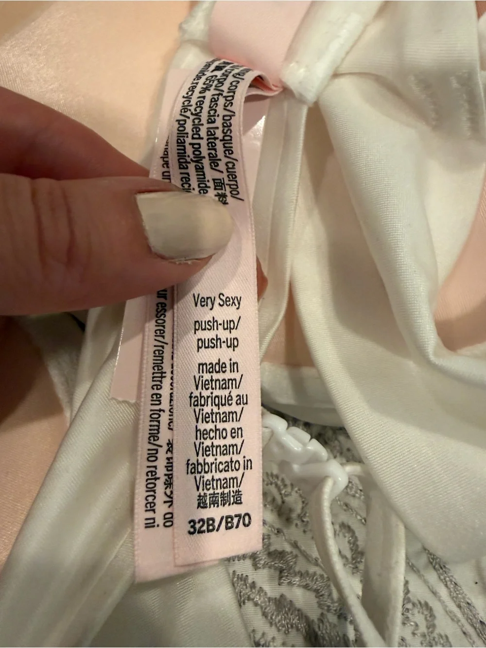 Victorias secret bra bundle / set size 32b and XS